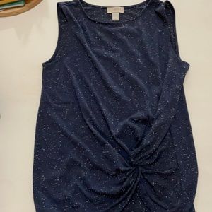 Navy and white speckled tank with knot